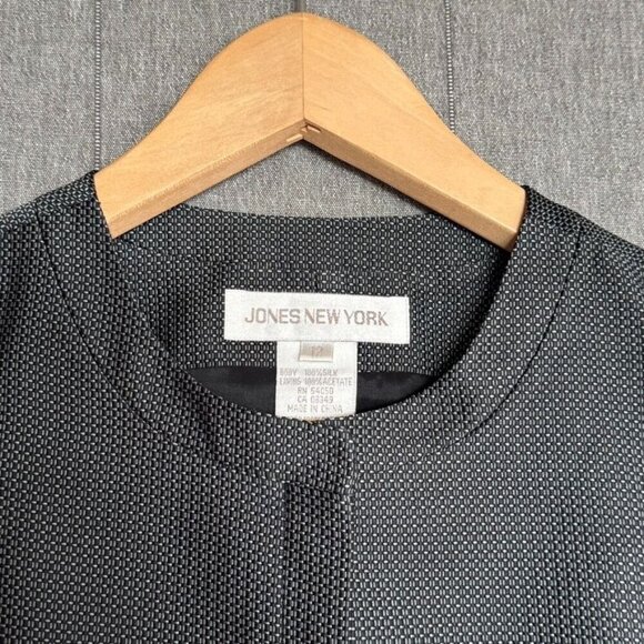 Jones New York 100% Silk Gray Tweed Button Front Vest Sleeveless Top Size 12 - Picture 7 of 9